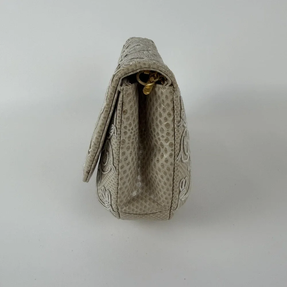 Vintage Judith Leiber Clutch Bag Womens Beige Reptile Leather Chain Tassel Italy
